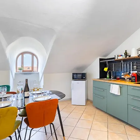 Giolitti 39 - Moderna Mansarda Nel Cuore Di * Turin