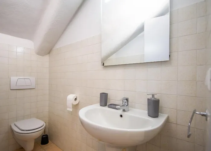 Apartment Giolitti 39 - Moderna Mansarda Nel Cuore Di