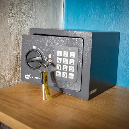 Giolitti 39 - Moderna Mansarda Nel Cuore Di